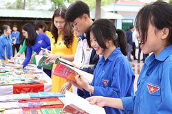 'Giữ văn h&oacute;a đọc để bảo to&agrave;n năng lực tư duy trong thời đại số'