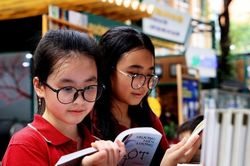 Văn hóa đọc - 'lớp sơn lót' giữ chiều sâu tư duy trong kỷ nguyên số