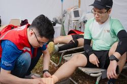 BVĐK Hồng Ngọc bảo trợ y tế tại giải chạy Hanoi Mountain Trail