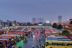 Đảm bảo đủ phương tiện, không tăng giá vé trái quy định dịp 30/4–1/5