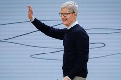 Nhìn lại 15 năm của Tim Cook tại Apple qua những con số đáng chú ý