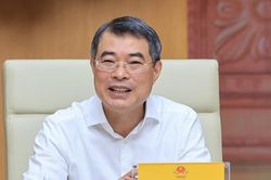Bộ, ngành công thương chịu trách nhiệm không để thiếu điện, xăng dầu trong mọi tình huống