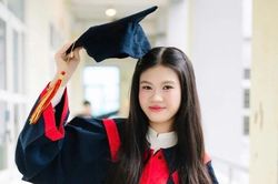 Nữ sinh chuyên Văn chinh phục top 1% SAT thế giới