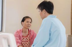 Người phụ nữ 4 lần nhận tin ung thư trong 10 năm