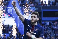 PSG thị uy sức mạnh, củng cố ngôi đầu Ligue 1