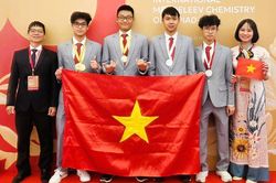 Học sinh Việt Nam đoạt 2 Huy chương Vàng ở kỳ thi Hóa học 'khó nhất hành tinh'