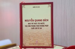 Chân dung trí sĩ yêu nước Nguyễn Quang Bích