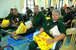 Trao quà của Tổng Bí thư, Chủ tịch nước Tô Lâm tri ân người có công trước ngày 28/4