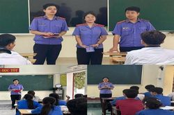 VKSND khu vực 3 – Nghệ An tư vấn tuyển sinh, định hướng nghề nghiệp tại các điểm trường