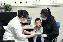 Biểu hiện bệnh tay chân miệng qua 4 cấp độ