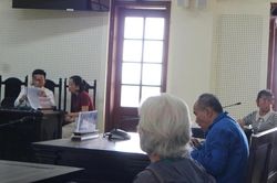 Bị chém bằng 3 con dao, vợ vẫn xin giảm án cho chồng