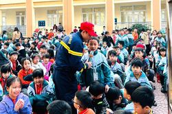 Trang bị kỹ năng sống cho thế hệ trẻ