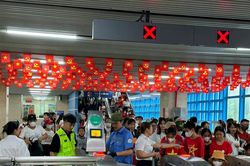 Hà Nội miễn phí vé đi xe buýt, metro dịp nghỉ lễ Giỗ Tổ và 30/4-1/5