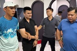 Quá trình 'tóm gọn' trùm ma túy khi đang ở cùng vợ tại khu đô thị