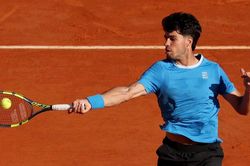 Alcaraz thông báo vắng mặt tại Roland Garros 2026