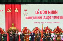 Quân khu 5 đón nhận danh hiệu Anh hùng lực lượng vũ trang nhân dân