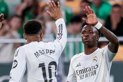 Real Madrid đánh rơi chiến thắng phút 90+4, Barca reo vui