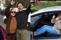 Cụ bà 80 tuổi vui sướng trên siêu xe Lamborghini và câu chuyện ấm lòng phía sau