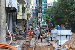 'Thủ phủ' du lịch Quảng Ninh ngổn ngang, người dân lo hụt khách dịp lễ