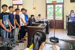 Nhóm thiếu niên mang hung khí đi chém người, lãnh án tù