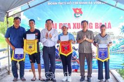 Xã đoàn Châu Thới xuất sắc giành giải Nhất đua xuồng ba lá