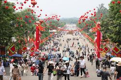 Dự báo thời tiết 26/4/2026: Miền Bắc mưa giông ở phía Tây, Nam Bộ nắng nóng