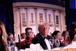Nổ súng tại tiệc tối của phóng viên Nhà Trắng, ông Trump được sơ tán