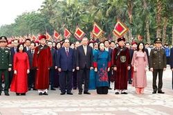 Tổng Bí thư, Chủ tịch nước Tô Lâm dâng hương Giỗ Tổ Hùng Vương