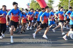 Sôi nổi Ngày chạy đồng hành chào mừng 30/4