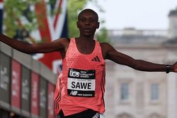Sabastian Sawe chạy marathon dưới 2 tiếng: Sự phi thường của con người
