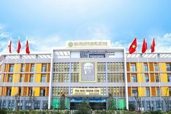 Sau phản ứng của sinh viên, trường dừng yêu cầu tham gia CLB ít nhất 24 tháng
