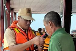 Đội Cảnh sát đường thủy số 1 tăng cường xử lý vi phạm an toàn giao thông
