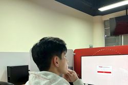 Giấc mơ để 1 triệu thí sinh thi tốt nghiệp THPT trên máy tính, với 'phép thử' 100.000 em liệu có đủ?