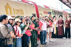 Ra mắt 'Chuyến tàu đoàn viên' dịp nghỉ lễ 30/4 - 1/5