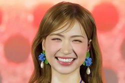 Câu hát gây tranh cãi của Cẩm Ly, Hòa Minzy và quan ngại về trào lưu nhạc yêu nước