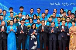 Chủ tịch Quốc hội: Nâng cao năng suất lao động và tăng trưởng hai con số