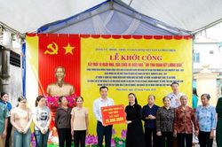 Những ngôi nhà ấm tình đoàn kết lương - giáo ở Phát Diệm