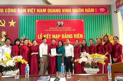 Tân Gianh tìm 'lời giải' cho phát triển đảng viên