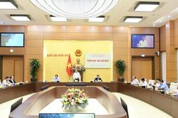 Tổng rà soát văn bản quy phạm pháp luật: Khơi thông thể chế, mở đường phát triển