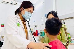 Số ca nghi ngộ độc thực phẩm tại trường tiểu học ở TPHCM tiếp tục tăng