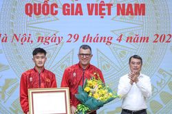 Thủ tướng tặng bằng khen cho đội tuyển bóng đá nam U17 quốc gia