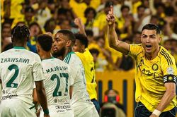 Ronaldo chạm mốc 970 bàn thắng, Al Nassr tiệm cận ngôi vương