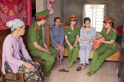 Công an Quảng Trị gần dân, sát dân bằng những việc làm thiết thực