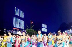 Carnaval Hạ Long 2026: Cơn địa chấn văn hóa đầy sắc màu