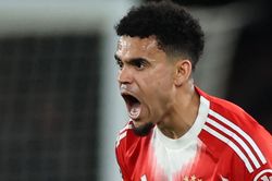 Luis Diaz: Kẻ nổi loạn giúp Bayern Munich mơ Cúp C1