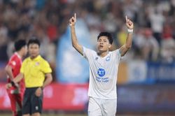 Tuyển thủ Việt Nam tỏa sáng, Nam Định đánh bại CA TPHCM