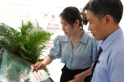 'Đo' cán bộ bằng kết quả công việc