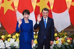 Thủ tướng Lê Minh Hưng chủ trì lễ đón chính thức Thủ tướng Nhật Bản Takaichi Sanae