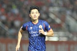 Đình Bắc tiếp tục tỏa sáng, CAHN tiến sát ngôi vương