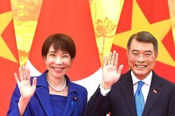 Việt Nam - Nhật Bản trao nhiều văn kiện hợp tác nhân chuyến thăm của Thủ tướng Takaichi Sanae
